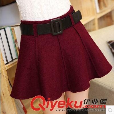 3月新风尚 春秋通勤必备，气质呢子伞裙点亮你的时尚衣橱